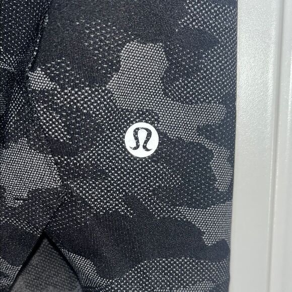 Lululemon Surge Short *Liner 6" Size M - Picture 11 of 15